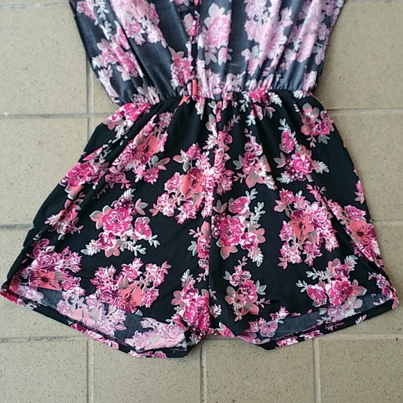 No Comment Long Floral Print Dress With Built-in Shorts Front Slit Size Medium - Picture 8 of 11